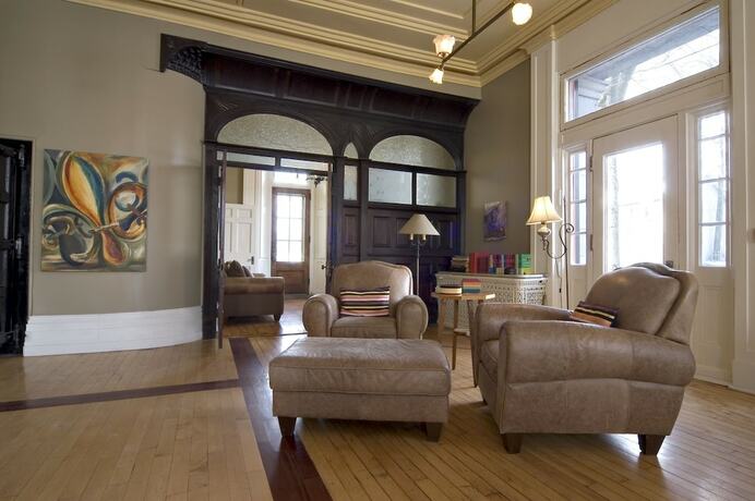 Imagen general del Hotel Frontenac Club Inn. Foto 9