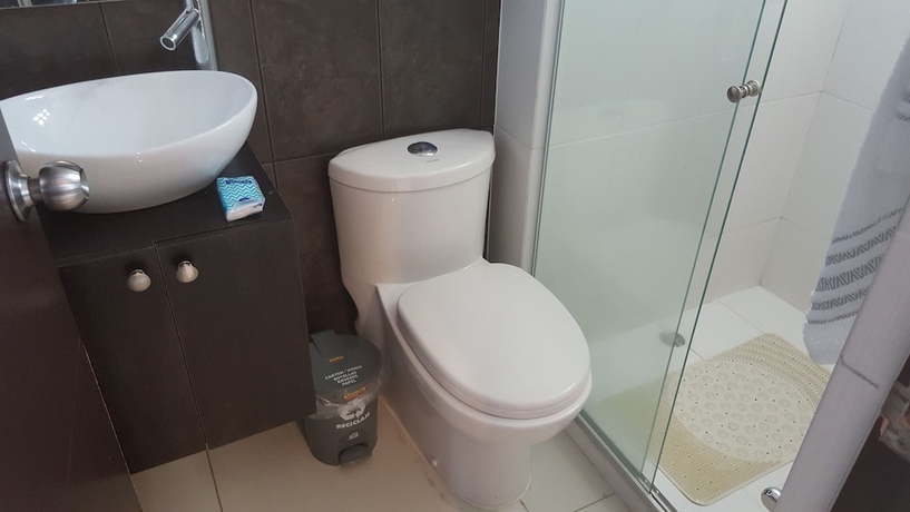Imagen de la habitación del Hotel Frontera de Lujo. Foto 8