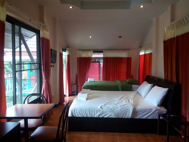 Imagen de la habitación del Hotel Frontier Homestel. Foto 11