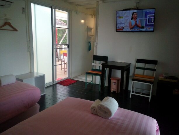 Imagen de la habitación del Hotel Frontier Homestel. Foto 13