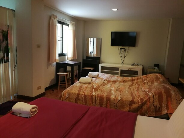 Imagen de la habitación del Hotel Frontier Homestel. Foto 25