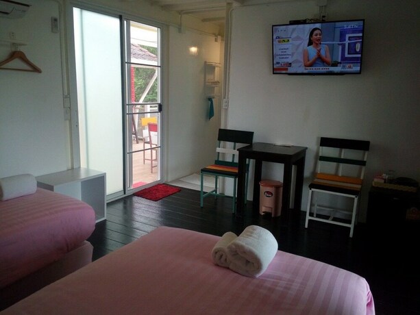 Imagen de la habitación del Hotel Frontier Homestel. Foto 26