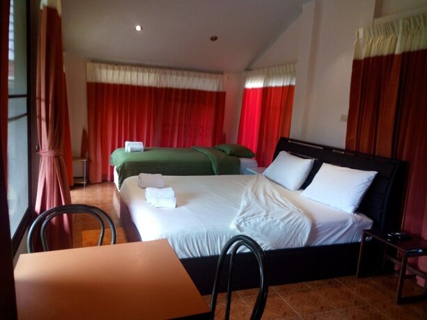 Imagen de la habitación del Hotel Frontier Homestel. Foto 28