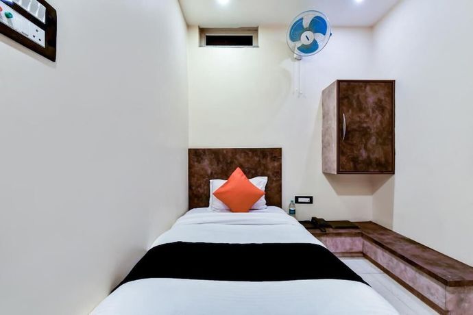 Imagen de la habitación del Hotel Frontier Royal. Foto 7