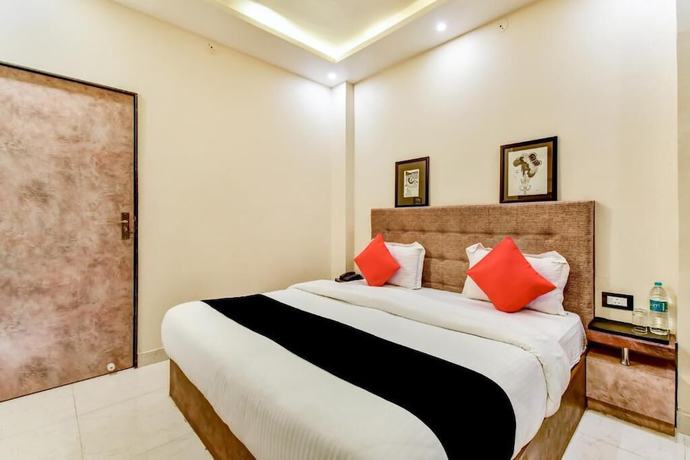 Imagen de la habitación del Hotel Frontier Royal. Foto 9