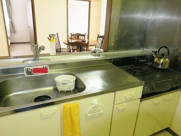 Imagen de la habitación del Hotel Frontier Sunrise. Foto 19