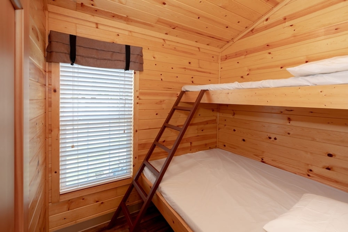 Imagen de la habitación del Hotel Frontier Town Campground. Foto 3