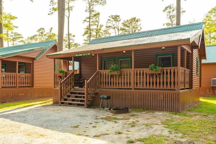 Imagen de la habitación del Hotel Frontier Town Campground. Foto 4