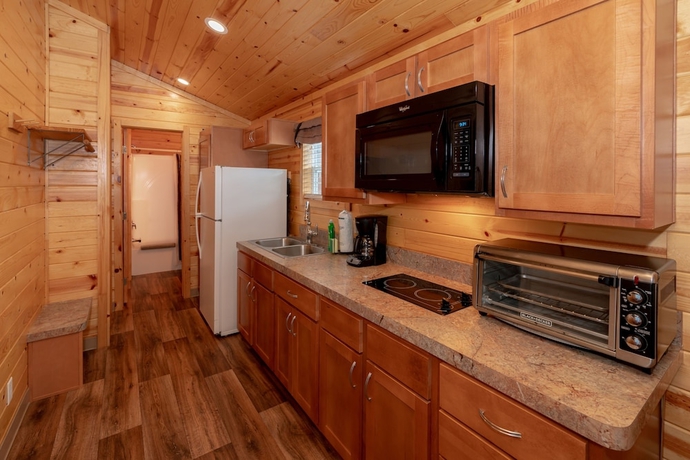 Imagen de la habitación del Hotel Frontier Town Campground. Foto 10