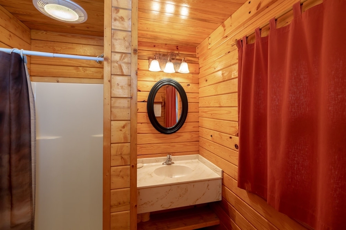 Imagen de la habitación del Hotel Frontier Town Campground. Foto 14