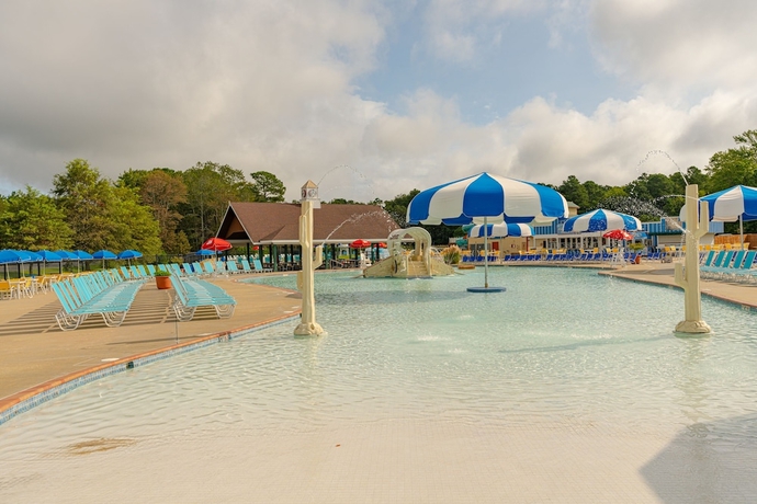 Imagen de la piscina del Hotel Frontier Town Campground. Foto 19