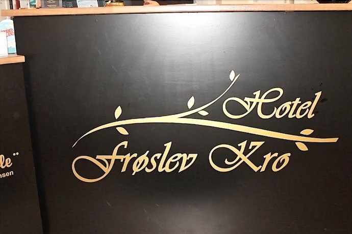 Imagen de los interiores del Hotel Frøslev Kro. Foto 19