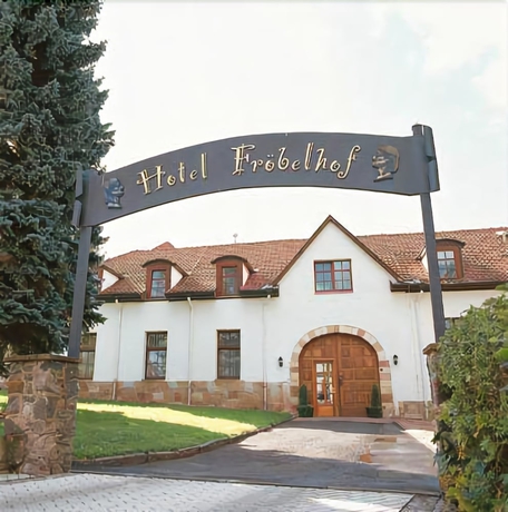 Imagen general del Hotel Fr&ouml;belhof. Foto 3