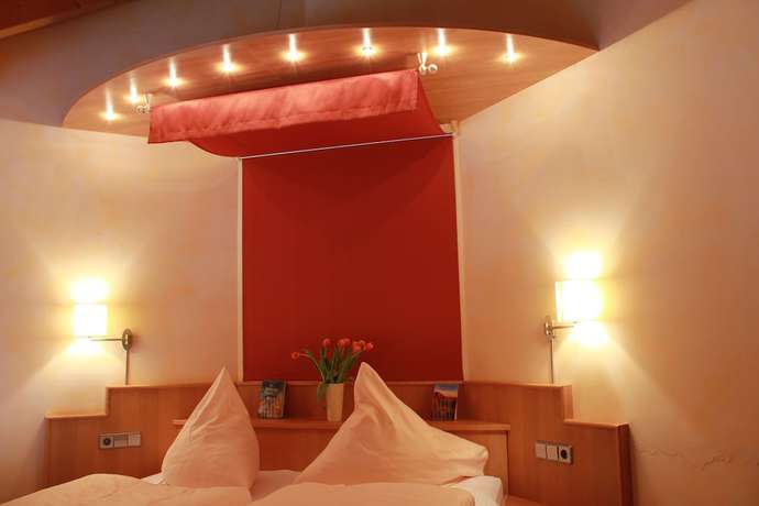 Imagen de la habitación del Hotel Fr&ouml;hlich, Landstuhl. Foto 3