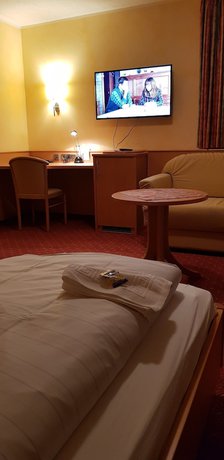 Imagen de la habitación del Hotel Fr&ouml;hlich, Landstuhl. Foto 10