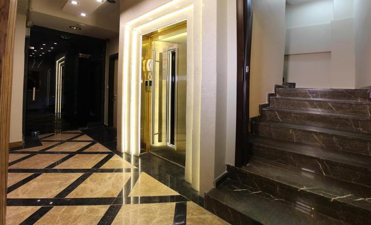 Imagen de los interiores del Hotel Frt Airlines. Foto 8