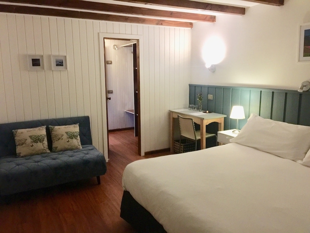 Imagen de la habitación del Hotel Frutillar. Foto 13
