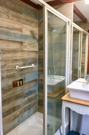 Imagen de la habitación del Hotel Frutillar. Foto 15