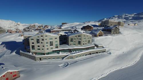 Imagen de la habitación del Hotel Frutt Family Lodge. Foto 2