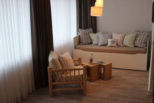 Imagen de la habitación del Hotel Fr&uuml;hst&uuml;ckshotel F&uuml;rstenwerth. Foto 5