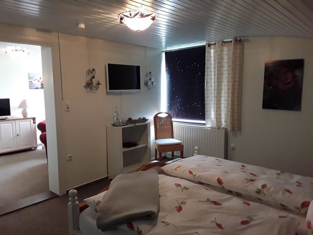 Imagen de la habitación del Hotel Fr&uuml;hst&uuml;ckshotel M&ouml;ven Kieker. Foto 16