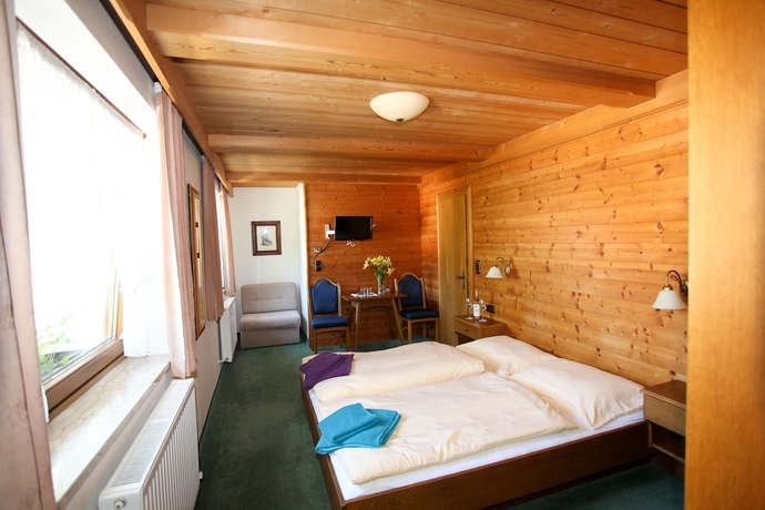 Imagen de la habitación del Hotel Fr&uuml;hst&uuml;ckspension Christina. Foto 8