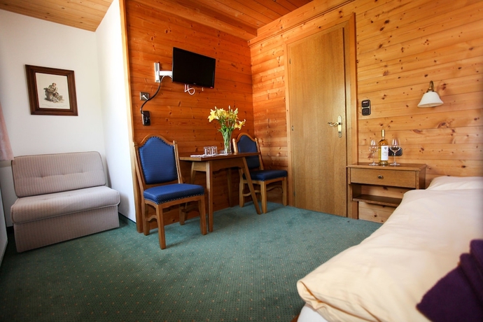 Imagen de la habitación del Hotel Fr&uuml;hst&uuml;ckspension Christina. Foto 9