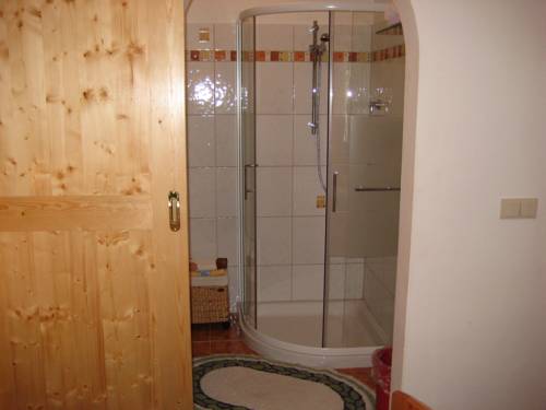 Imagen de la habitación del Hotel Frühstückspension Rofangarten. Foto 6