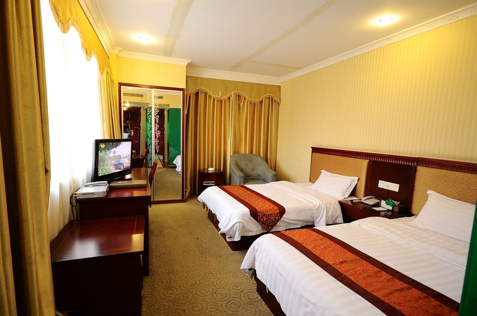 Imagen de la habitación del Hotel Fu Ho. Foto 9