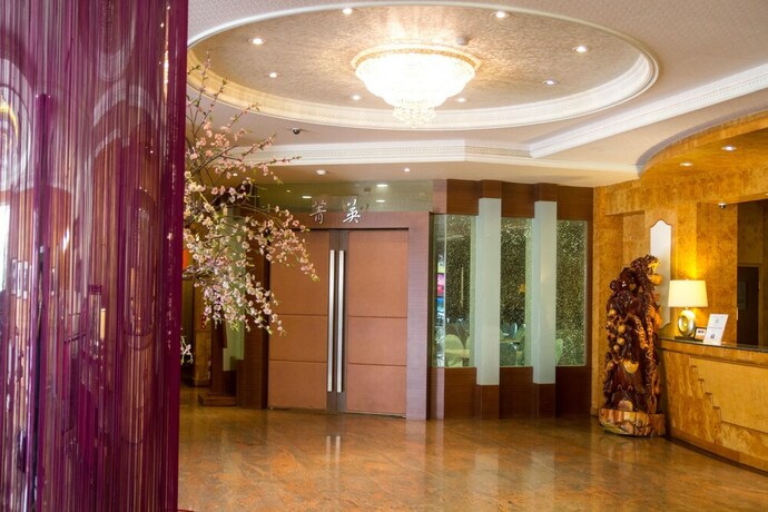 Imagen de los interiores del Hotel Fu Hsiang. Foto 34