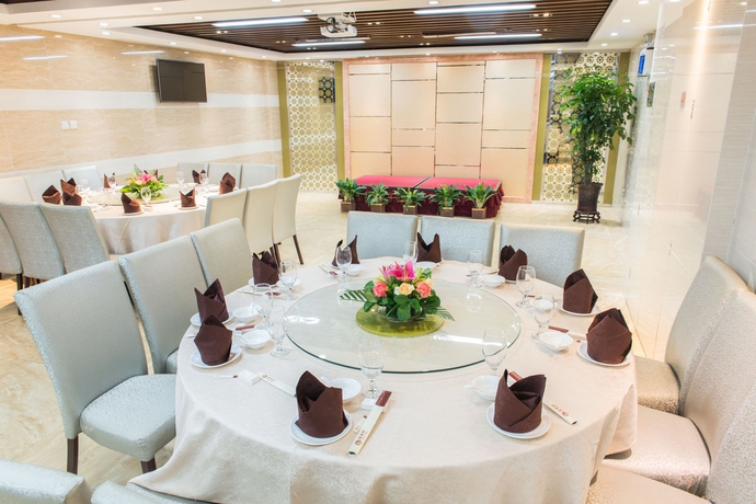 Imagen del bar/restaurante del Hotel Fu Hua. Foto 4