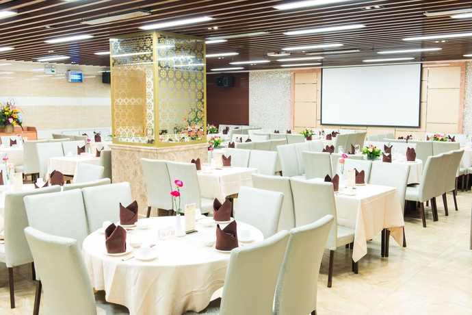 Imagen del bar/restaurante del Hotel Fu Hua. Foto 5