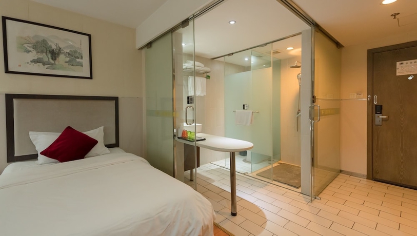 Imagen de la habitación del Hotel Fu Yi Fashion. Foto 4