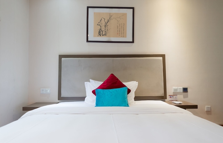 Imagen de la habitación del Hotel Fu Yi Fashion. Foto 14