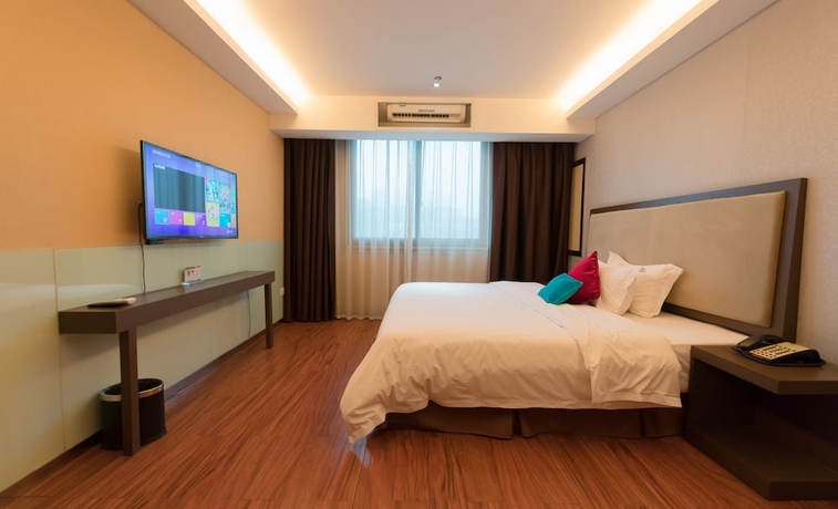 Imagen de la habitación del Hotel Fu Yi Fashion. Foto 15