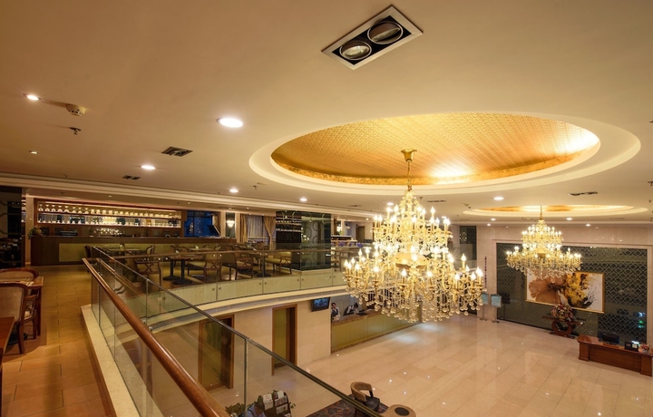 Imagen de los interiores del Hotel Fubang International. Foto 14