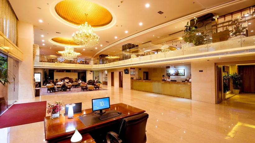 Imagen de los interiores del Hotel Fubang International. Foto 17
