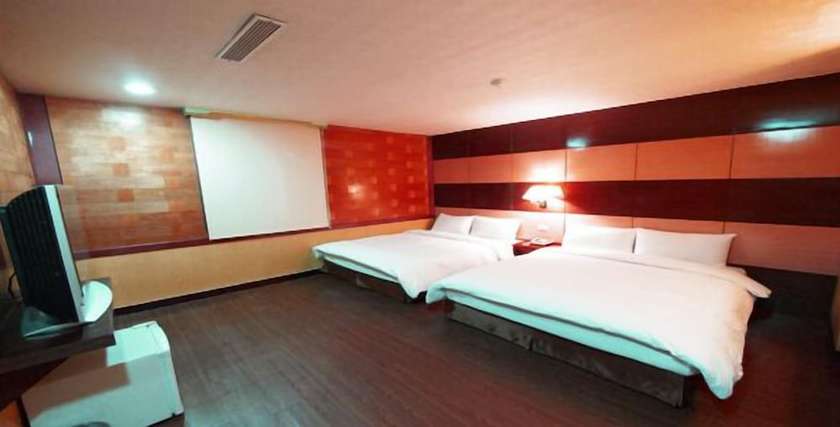 Imagen de la habitación del Hotel Fuchia. Foto 17