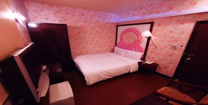 Imagen de la habitación del Hotel Fuchia. Foto 19