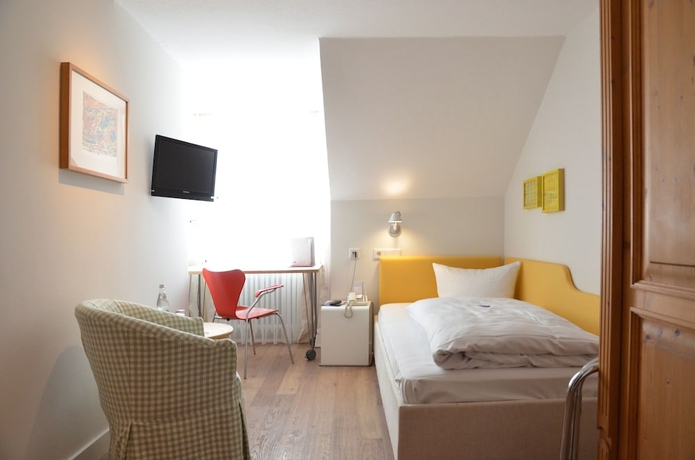 Imagen de la habitación del Hotel Fuchsbr&auml;u, Hirschberg. Foto 3
