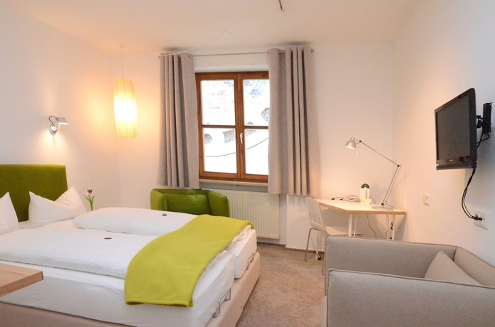 Imagen de la habitación del Hotel Fuchsbr&auml;u, Hirschberg. Foto 16