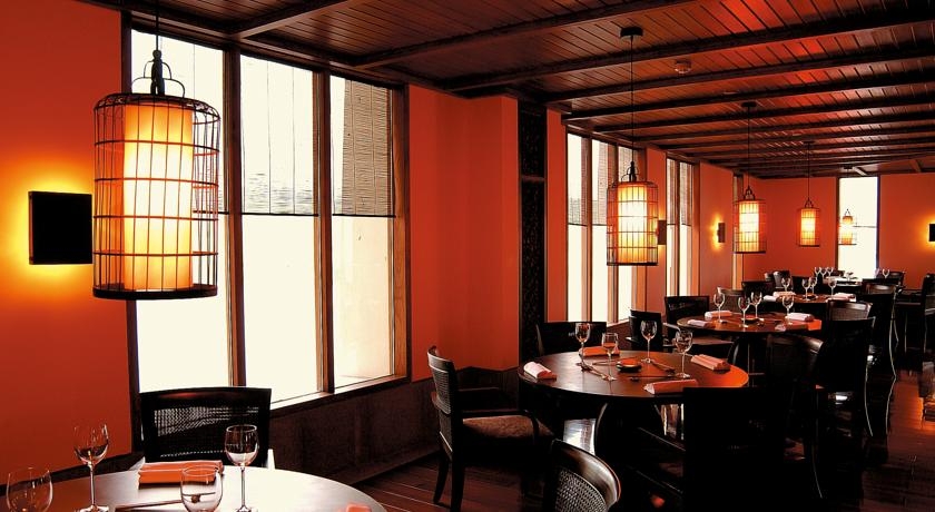 Imagen del bar/restaurante del Hotel Fuchun Resort Hangzhou. Foto 2