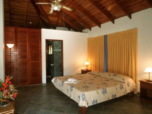 Imagen general del Hotel Fuego Del Sol Beachfront. Foto 2