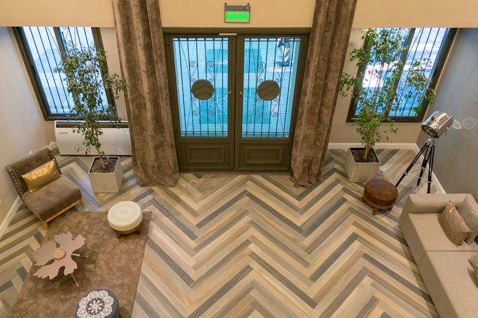 Imagen de los interiores del Hotel Fuente Mayor Ciudad de Mendoza. Foto 17