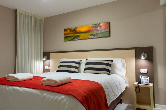 Imagen de la habitación del Hotel Fuente Mayor Ciudad de Mendoza. Foto 12