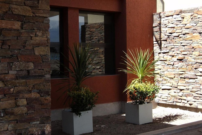 Imagen de los exteriores del Hotel Fuente Mayor and Resort. Foto 7