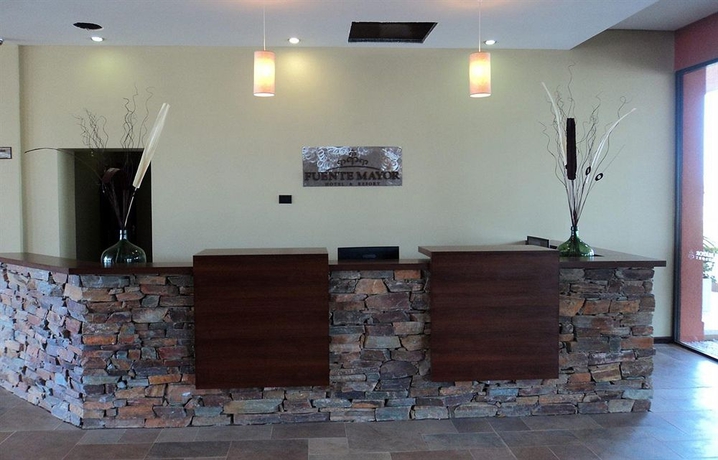 Imagen de los interiores del Hotel Fuente Mayor and Resort. Foto 9