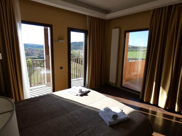Imagen de la habitación del Hotel Fuente del Miro, Valderrobres. Foto 17