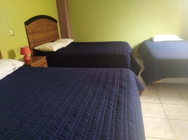 Imagen de la habitación del Hotel Fuentes. Foto 3