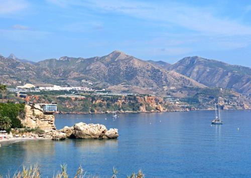 Imagen general del Hotel Fuentes de Nerja. Foto 6